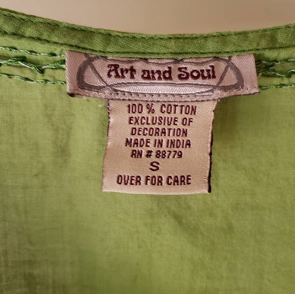 Tunic - Picture 5 of 5